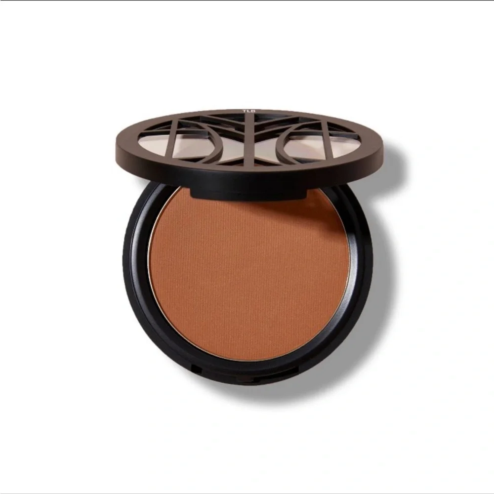 The Lip Bar NIP GLOW ON POWDER HIGHLIGHTING BLUSH  Bronze Beauty